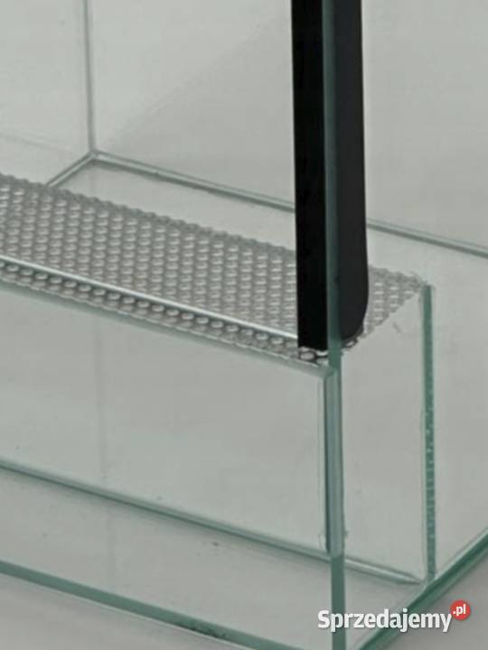 TRANSGLASS TERRARIUM 20X20X30 PRODUCENT