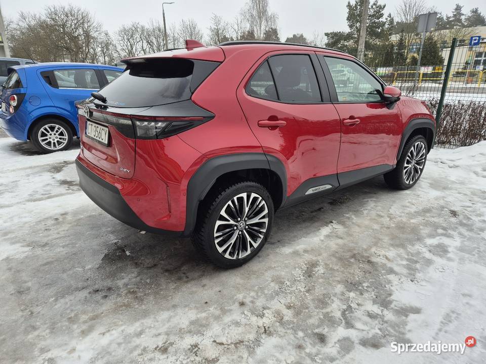 Yaris Cross 2024 Executive pakiet TECH 5 letnia nieuszkodzony