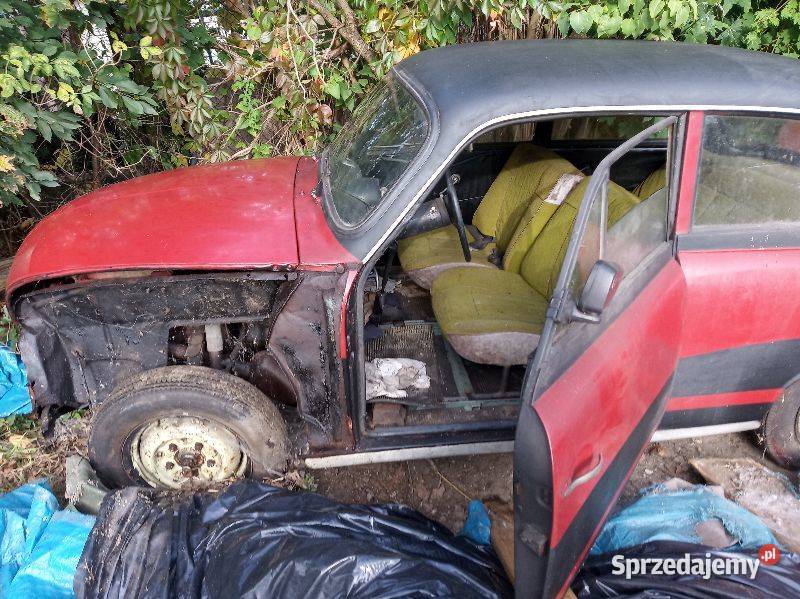 Syrena 104 kurołapka z dokumentami i dodatkami uszkodzony Łódź