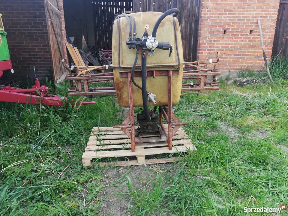 Opryskiwacz traktorowy 300l Stryków