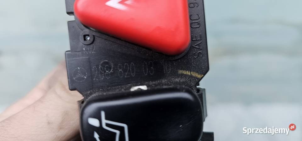 Przycisk swiateł awaryjnych mercedes w210 w208 Zbąszyń