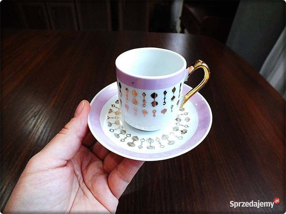 Mała Filiżanka spodek Porcelana różowa ze złotem Żary