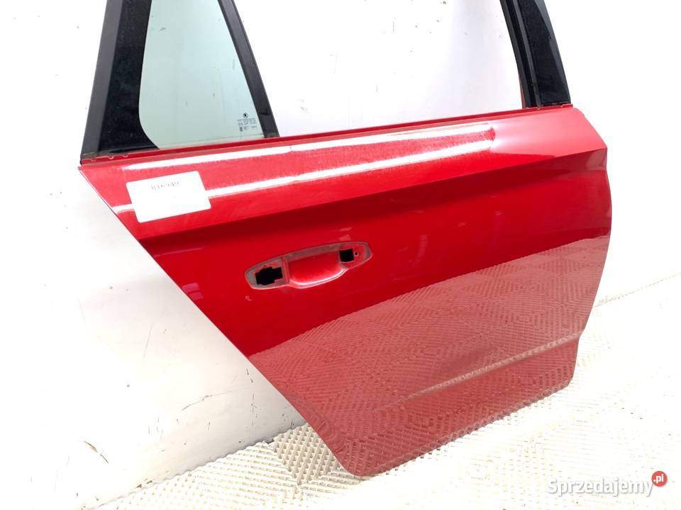 DRZWI PRAWY TYŁ SKODA KAMIQ Crossover CZERWONY podkarpackie sprzedam