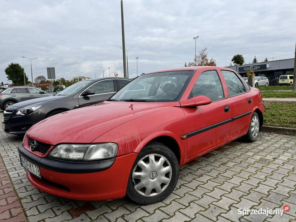 Opel Vectra 16 8V z Gazem Opłaty Ważne Dębica sprzedam
