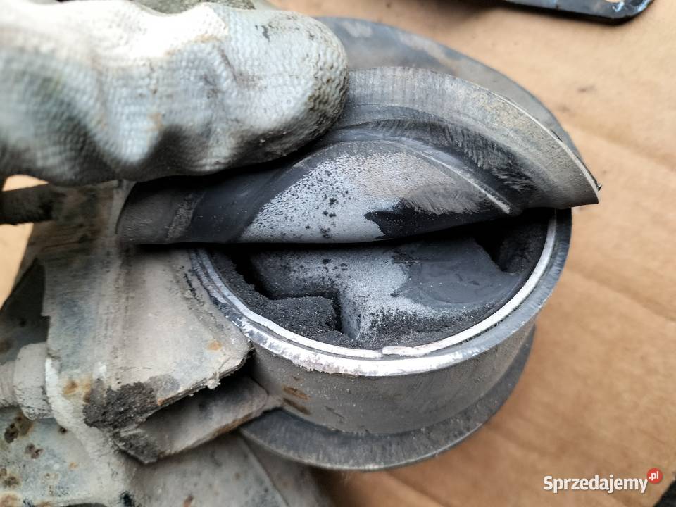 OPEL AGILA A 10 ŁAPA PODUSZKA SKRZYNI BIEGÓW