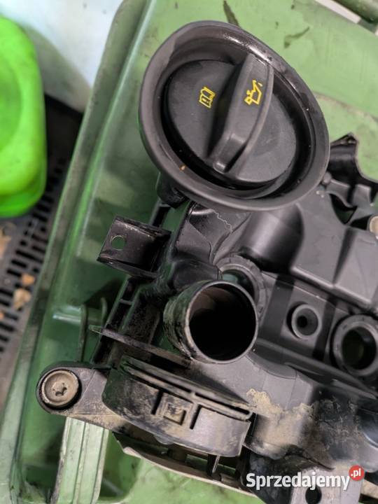 Pokrywa zaworów 20 TDI Audi Skoda VW Seat prosta Rok produkcji 2016 Katowice sprzedam