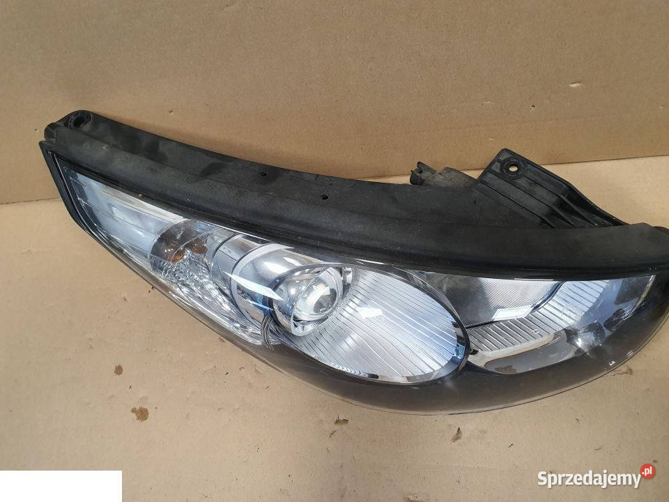 Hyundai ix35 reflektor prawy przód lampy przednie