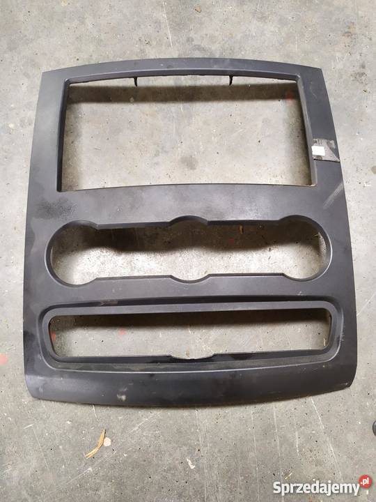 Mercedes Sprinter W906 22 CDI ramka radia panel Pilzno sprzedam