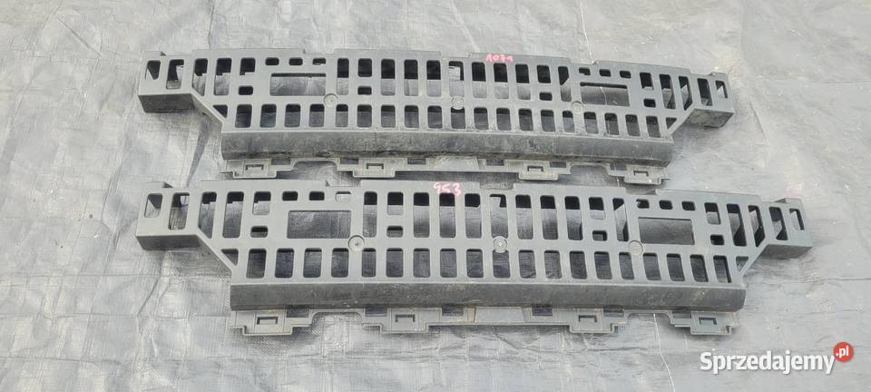 SKODA SUPERB II ŚLIZG ZDERZAKA TYŁ WZMOCNIENIE osobowe Ruda Śląska