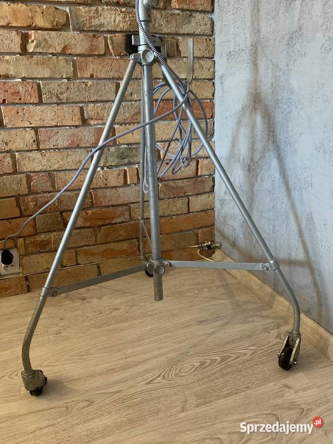 Lampa zabytkowa oświetlenie filmowe PRL 1963 Poznań