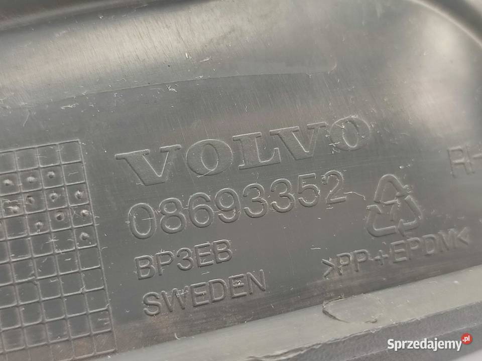 KRATKA ZDERZAKA PRAWY PRZÓD VOLVO V70 II LIFT sprzedam