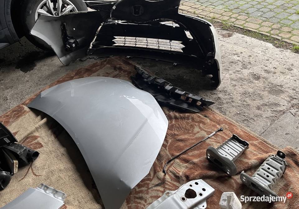 Części toyota yaris III lift Rok produkcji 2017 Chodów