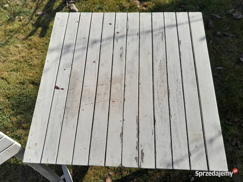 Stary zestaw ogrodowy uzywany stolik i dwa Zestawy mebli ogrodowych sprzedam