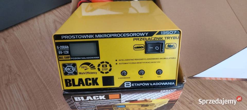 Prostownik mikroprocesorowy 12V6V do samochodów Opatów