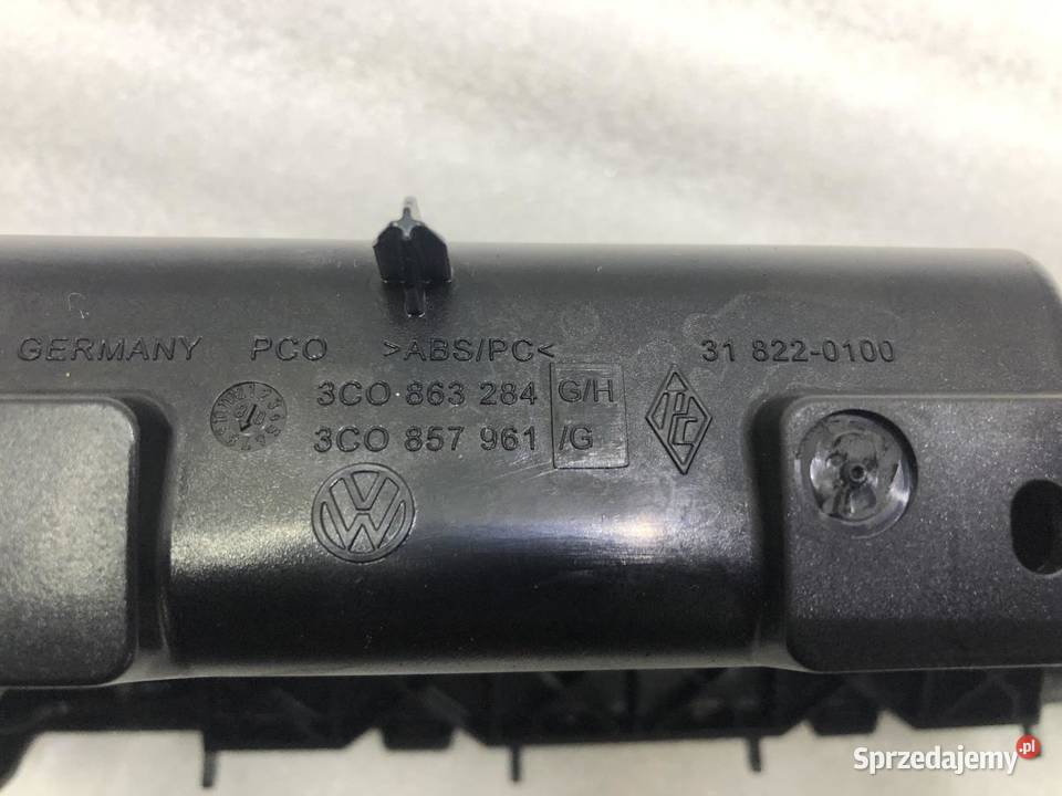 POPIELNICZKA SCHOWEK VW PASSAT B6 3C0863284G