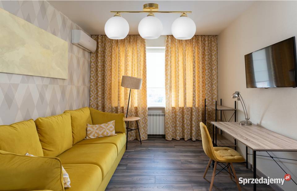 LAMPA WISZĄCA SUFITOWA ŻYRANDOL ZŁOTA 3 KULE Choroszcz