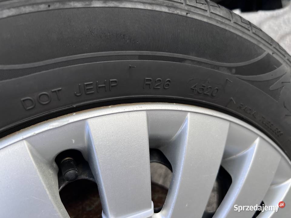 Nissan Pixo miejskie auto świeżo serwisie Jelenia Góra sprzedam