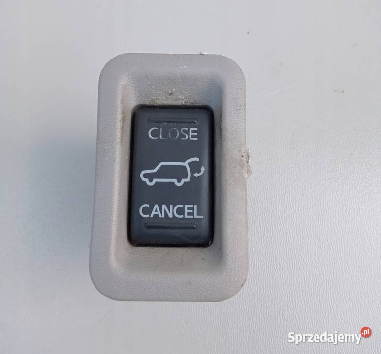 PRZYCISK OTWIERANIA KLAPY TYŁ INFINITI QX56 osobowe Części samochodowe Nowy Tomyśl sprzedam