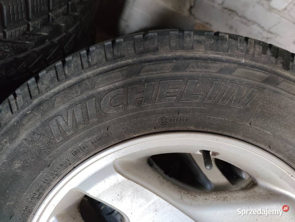 Sprzedam alu z oponami do Rav 4 I aluminiowe Ownia