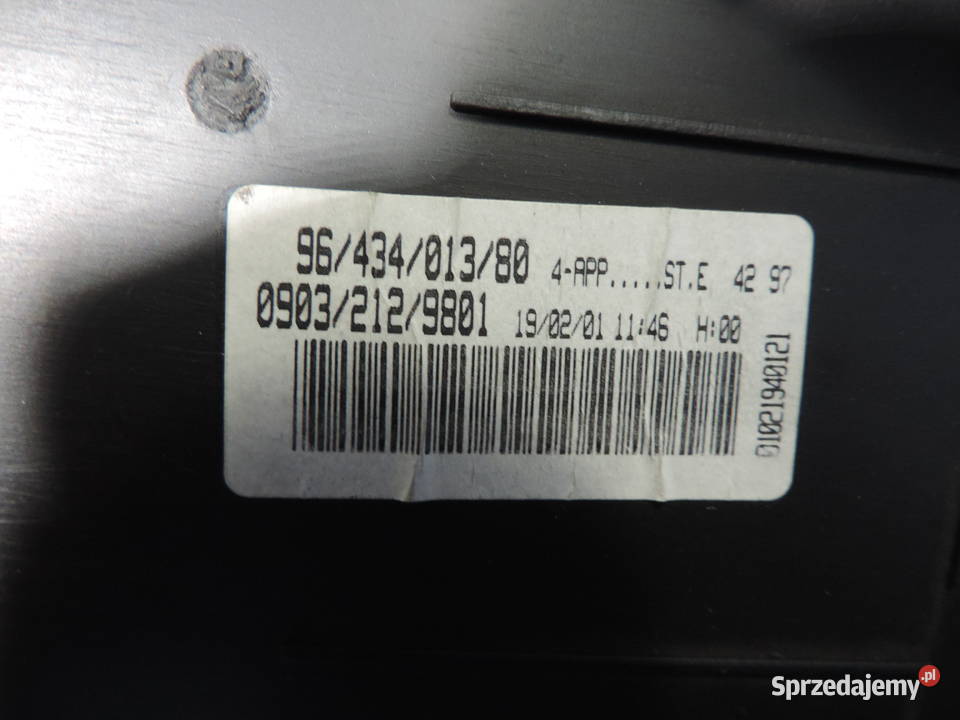LICZNIK PEUGEOT 206 11 2WTYCZKI 9643401380 Rok produkcji 2001 Nowy Sącz