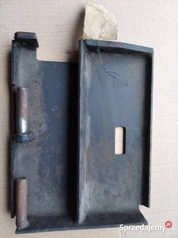 Ursus 28123512 MF 235 255 płyta kabiny Ursus Lublin sprzedam