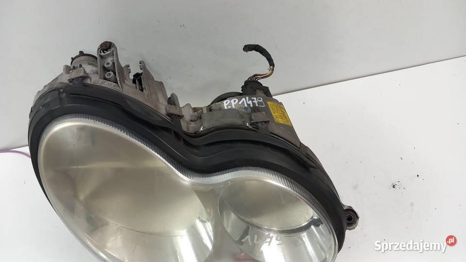 MERCEDES C KLASA W203 LIFT SEDAN LAMPA PRZÓD sprzedam