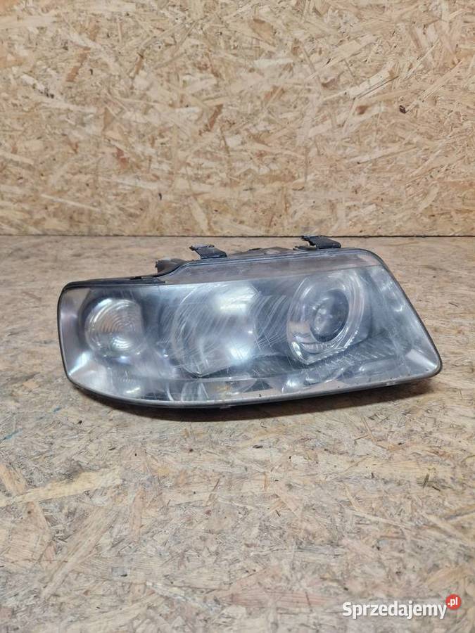 Audi a3 8l lift Lampa prawy przód osobowe Złotoryja