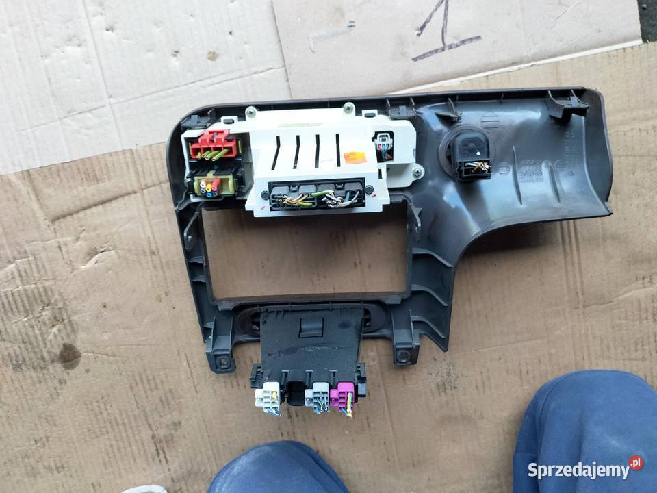 FORD MONDEO MK2 RAMKA RADIA PANEL NAWIEWU Kamień-Kolonia