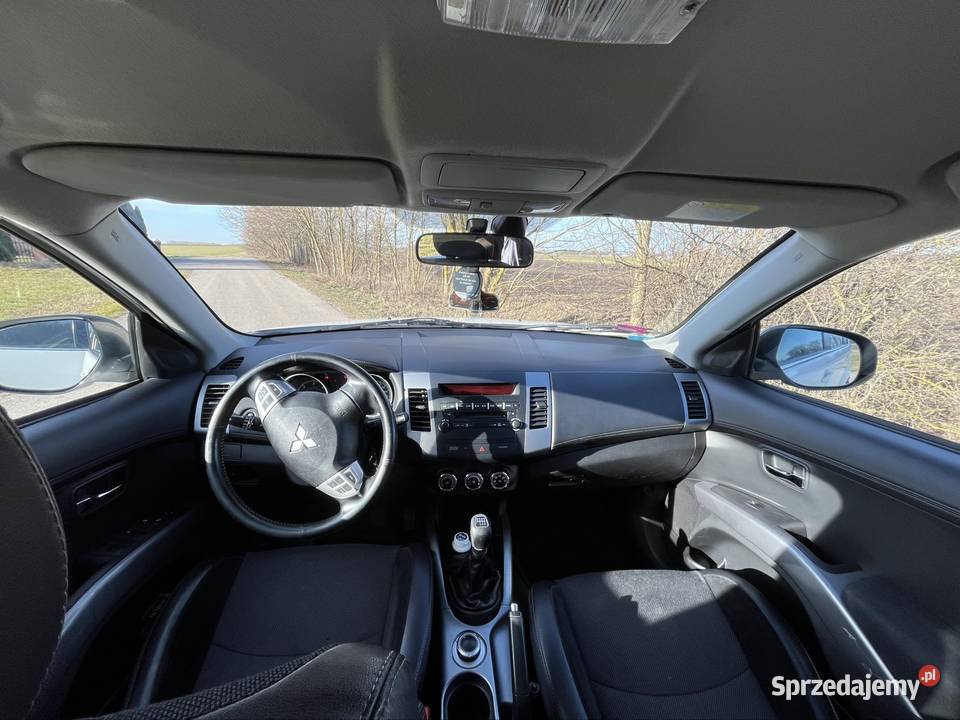 Mitsubishi Outlander 22 4x4 AWD Manual Hak elektryczne szyby
