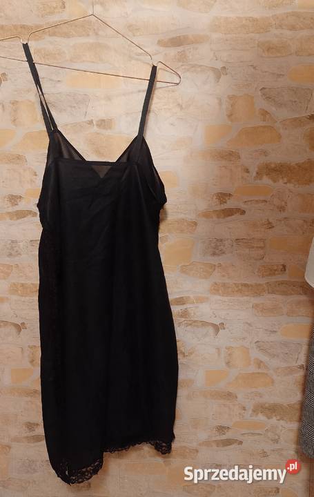 42XL Ekskluzywna czarna halka pod sukienkę z Inna marka sprzedam