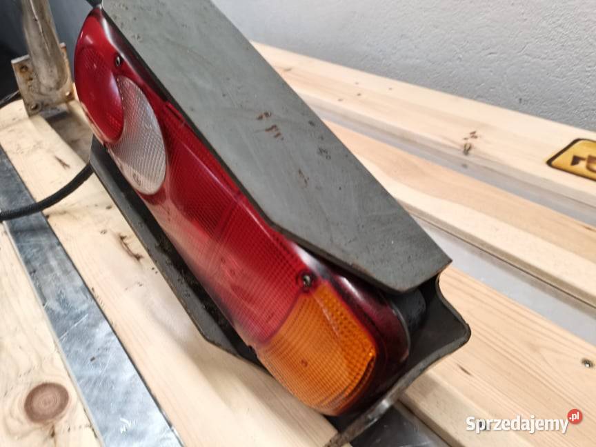 Mocowanie lampy JLG 307 Prawy Pozostałe Wilkowo sprzedam
