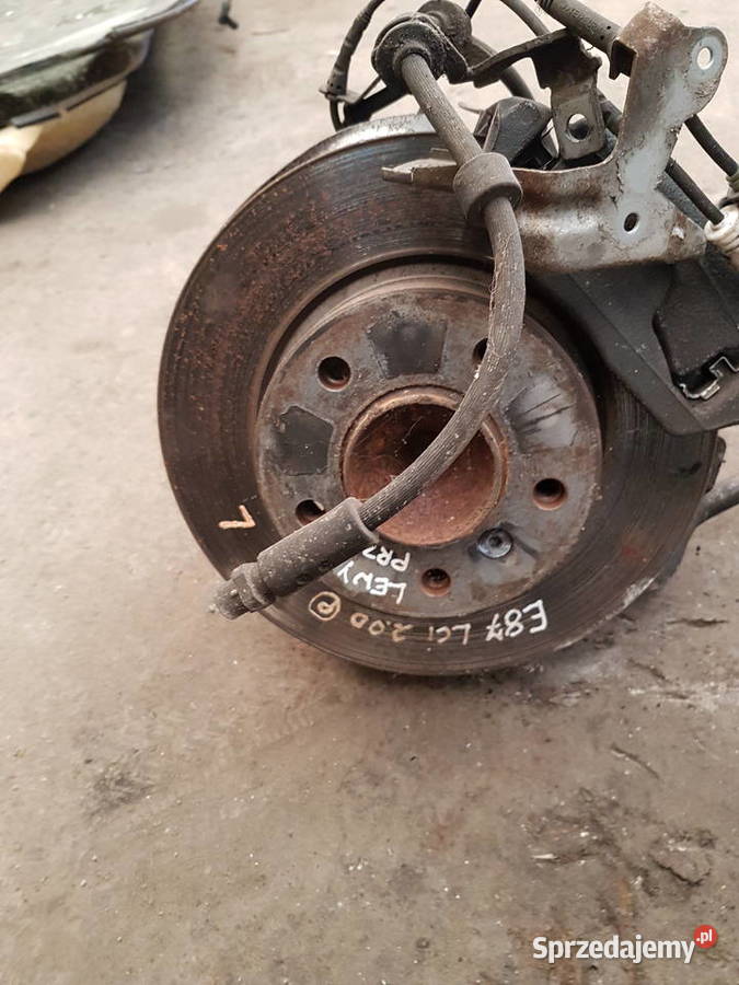 BMW 3 E87 LCI PIASTA LEWA PRZOD ZWROTNICA LEWA Turek sprzedam