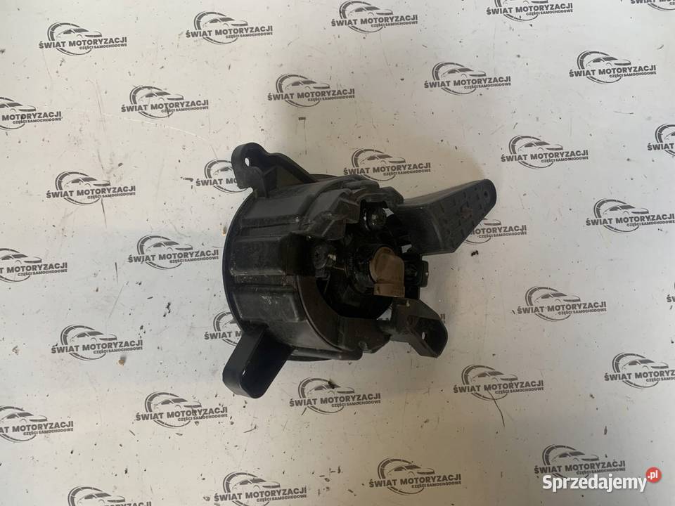 KIA SPORTAGE II LIFT 10r halogen prawy 92202030 Kielce sprzedam