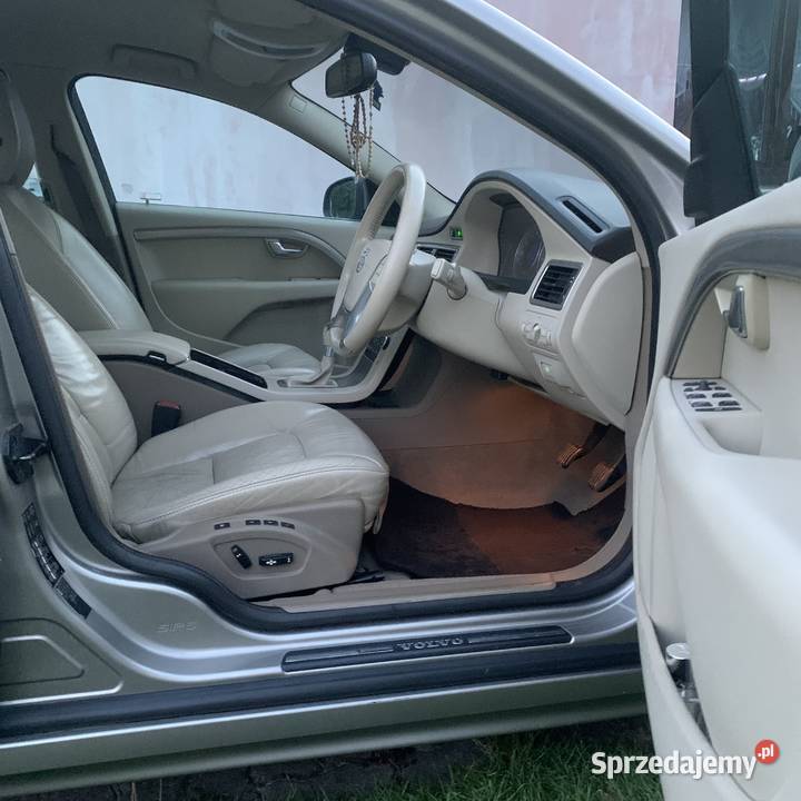 Volvo v70 201011 anglik zarejestrowany Chojniczki