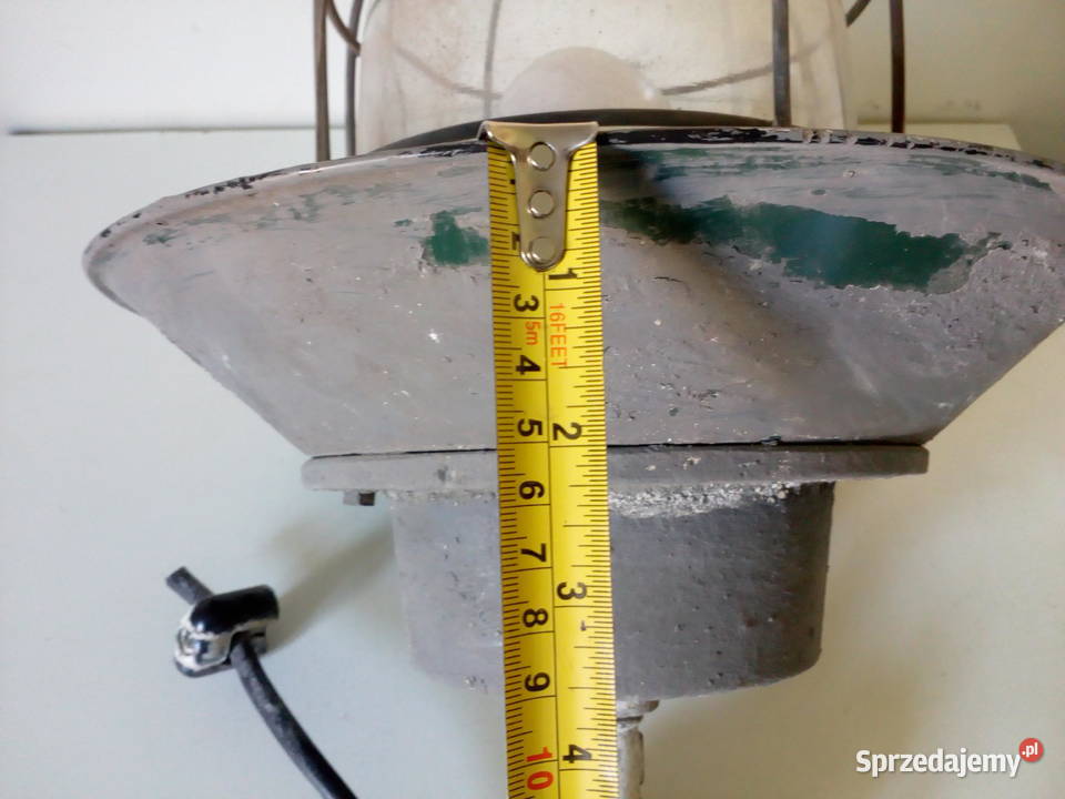 Stara lampa fabryczna Sp Pracy PRZYSZŁOŚĆ podkarpackie Rzeszów