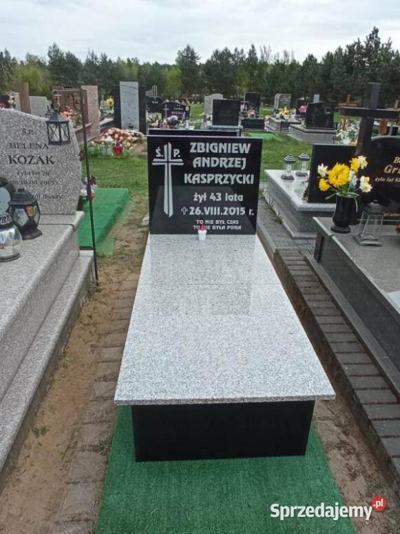 Granit strzegomski nagrobki pojedynczy 3000 Trzebnica