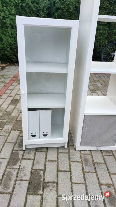 Sprzedam dwa regały i stolik IKEA Śmigiel