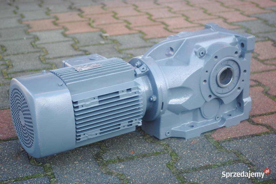 Motoreduktor kątowy 11kw 26obrmin Kargowa