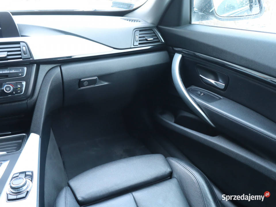 BMW 3GT 318d GT wspomaganie kierownicy