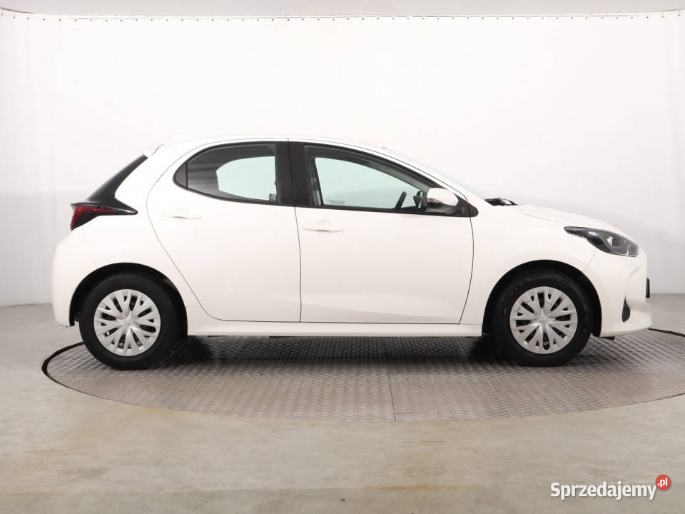 Toyota Yaris 15 VVTi benzyna