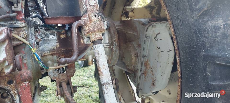 Sprzedam ursus c 330 z kabina 1985 Zbuczyn