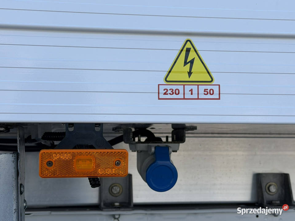 Ford Transit Chłodnia Mroźnia Na Bliźniaku Salon Samochody dostawcze Widełki sprzedam