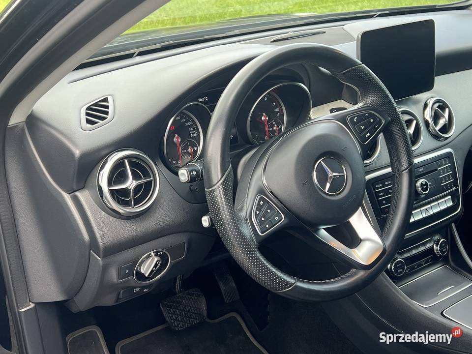 SPRZEDAM MERCEDES GLA 4MATIC 220