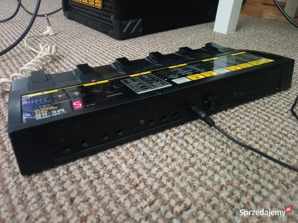 Multiefekt do gitary basowej Boss ME6B Libiąż sprzedam