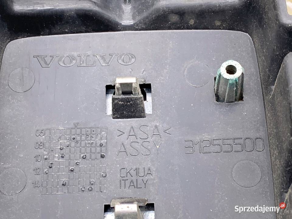 ATRAPA GRILL VOLVO V70 III 0716 31255500 Kombi podkarpackie