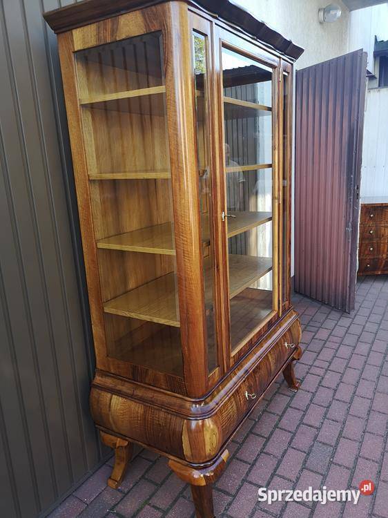 Witryna Serwantka ARTDECO Orzech Politura Stara Swarzędz sprzedam
