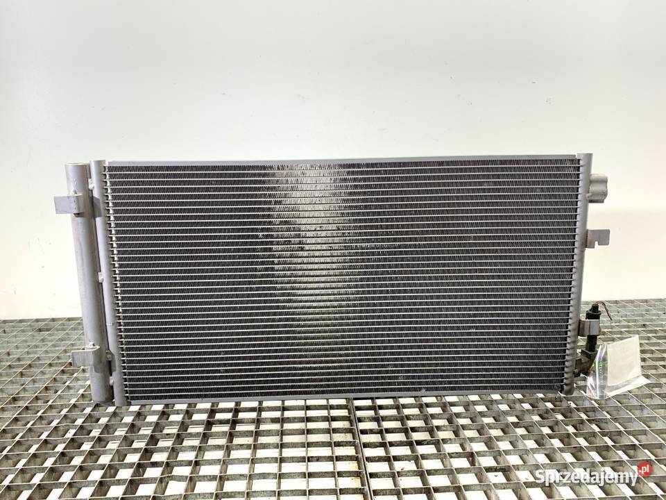 CHŁODNICA KLIMATYZACJI RENAULT MEGANE III 14 131 Wentylatory chłodnic klimatyzacji