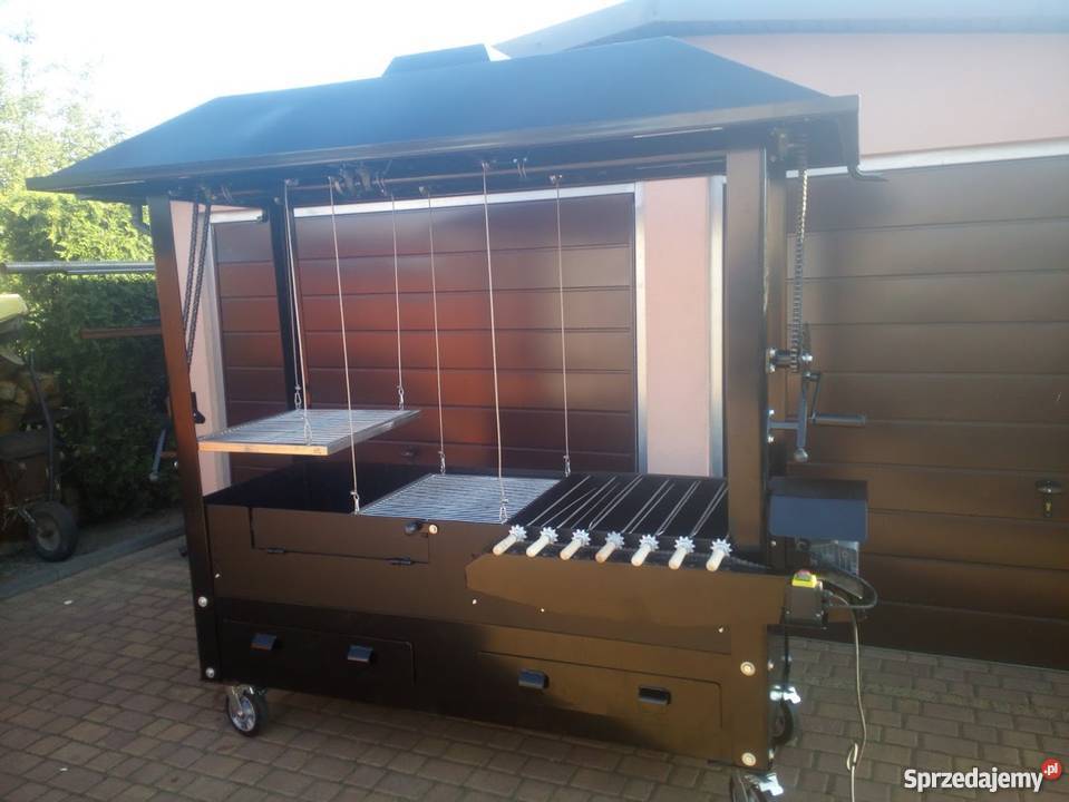 Gastronomiczny grill cateringowy węglowy Grillowanie Damasławek