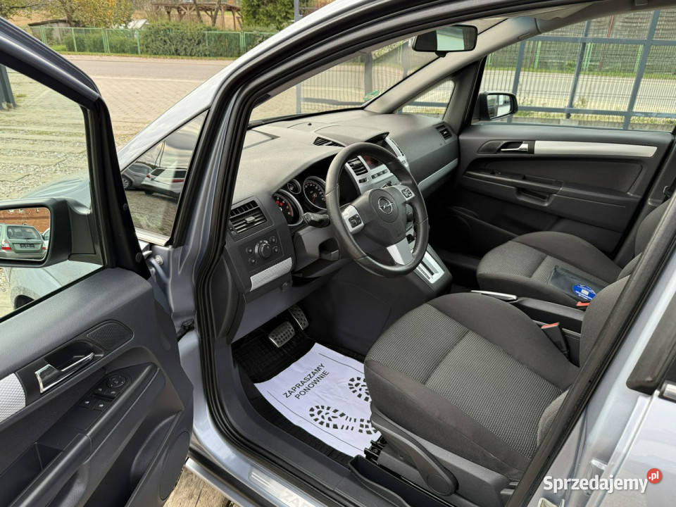 Opel Zafira automatgwarancja w alusuper stanz nieuszkodzony Dąbrowa