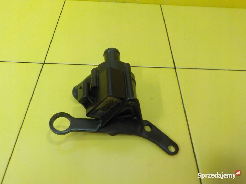 AUDI A5 A4 B8 27 TDI 10r 190 CGK pompa wody świętokrzyskie